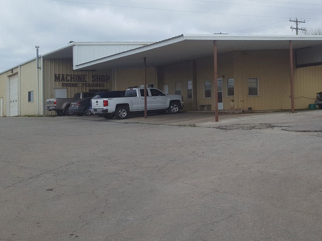 Davis Machine Shop in Lindsay, OK at (405) 756-3055